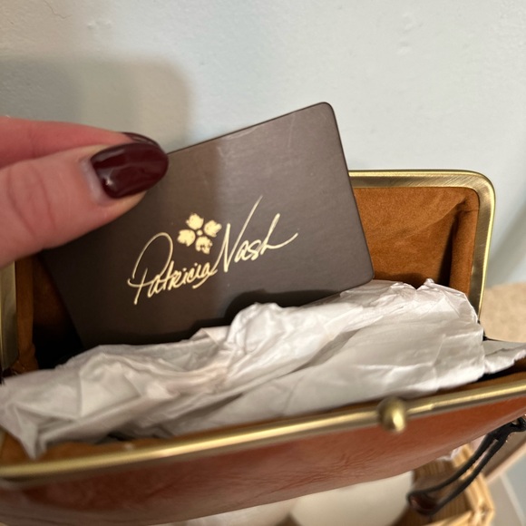 Patricia Nash Brown Leather clutch - Picture 4 of 8